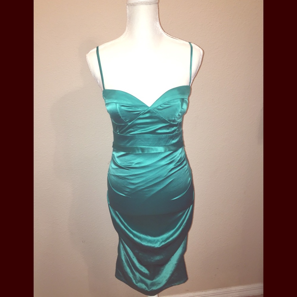 Beautiful Turquoise Spaghetti Strap Dress 👗
